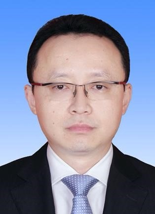 市政府党组成员、副市长鲁罡