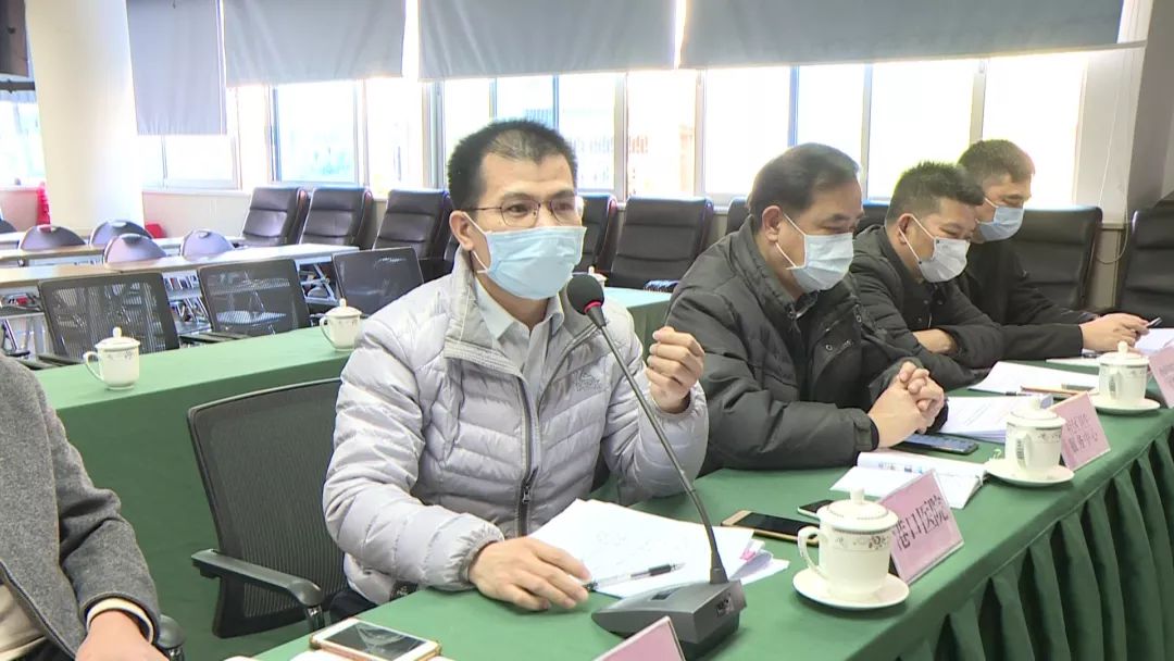 2020-1-30港口镇疫情防控工作再部署006.jpg