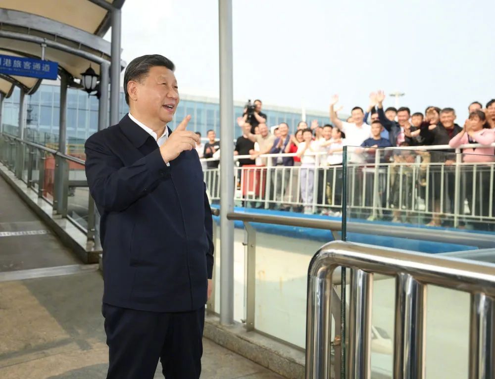 习近平在广东考察调研09.jpeg