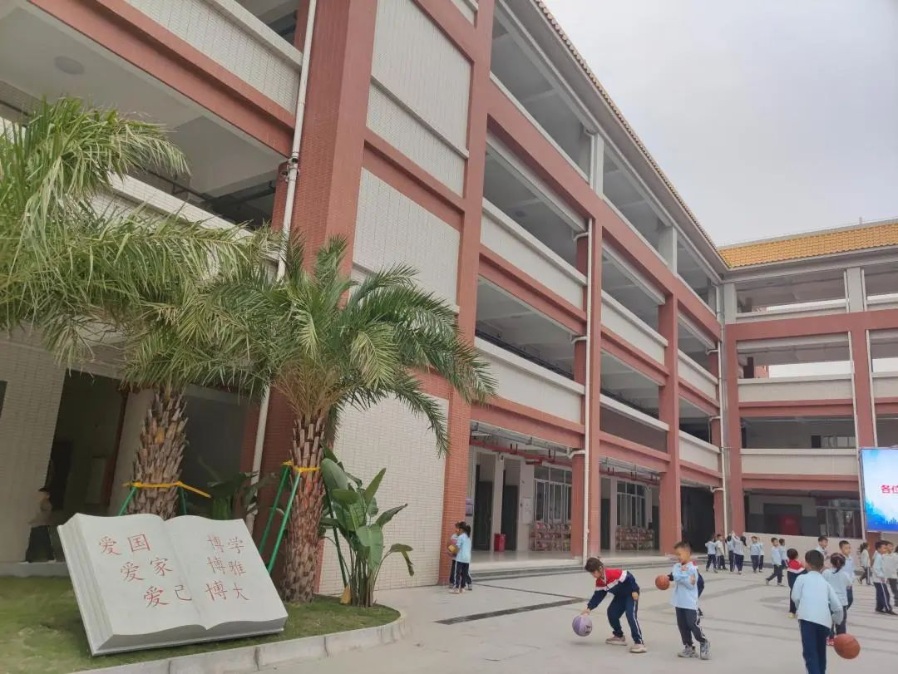 校企合作.jpg 图片