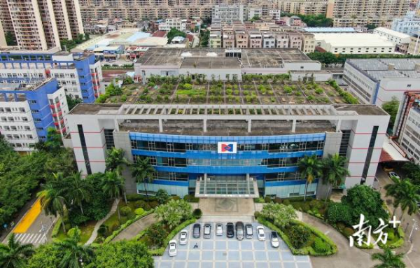 中山益达服装有限公司。 南方+ 叶志文 拍摄 中山益达服装有限公司。 南方+ 叶志文 拍摄