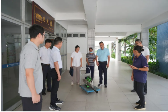 全力守护师生健康安全！中山市港口镇督导开展校园疫情防控工作.png
